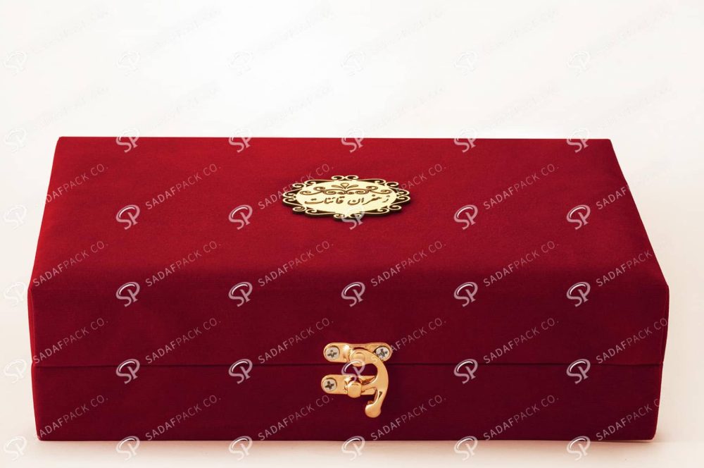 باکس مخمل کادویی (آذین متوسط و 5 گرم فلزی)