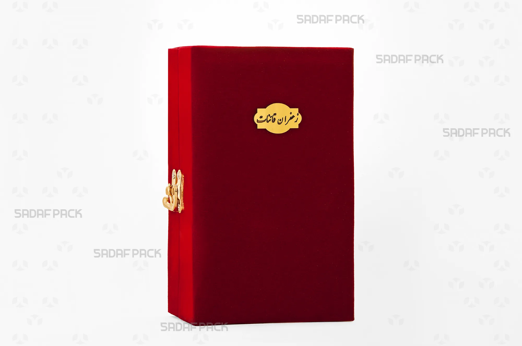 باکس مخملی زعفران صدف پک با روکش مخمل قرمز، چارچوب چوبی، قفل طلایی و لوگوی حکاکی شده برای بستهبندی لوکس الماس متوسط هدیه صادرات و سوغات