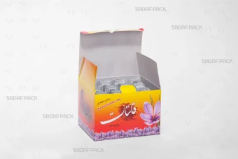 جعبه مادر مقوایی 12 عددی آذین کوچک صدف پک با درب باز و 12 عدد قوطی آذین کوچک در داخل برای بستهبندی پک عمده فروشی و صادرات