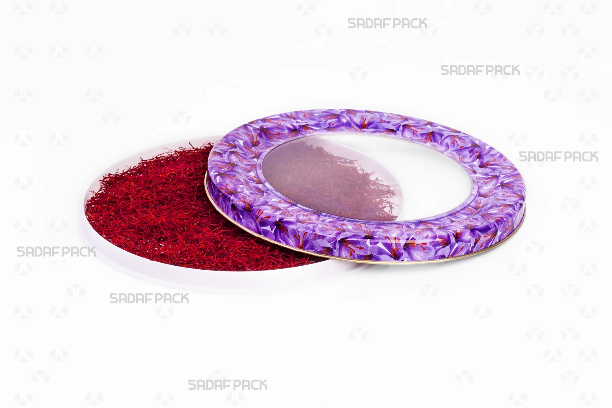 نمای بالای قوطی 17 فلزی اسپانیا کف صاف طرح گل زعفران، پر شده با زعفران و درب باز جهت نمایش ظرفیت و چاپ.