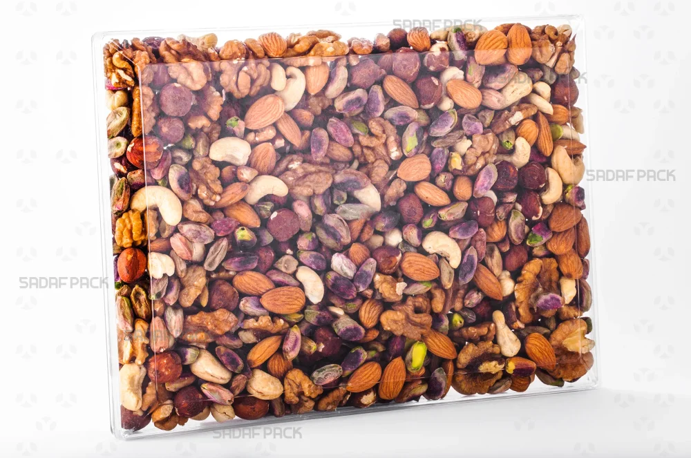 ظرف کریستالی مستطیل 500 پر شده با آجیل مخلوط، ایده‌آل برای بسته‌بندی صادراتی خشکبار و شیرینی‌جات 