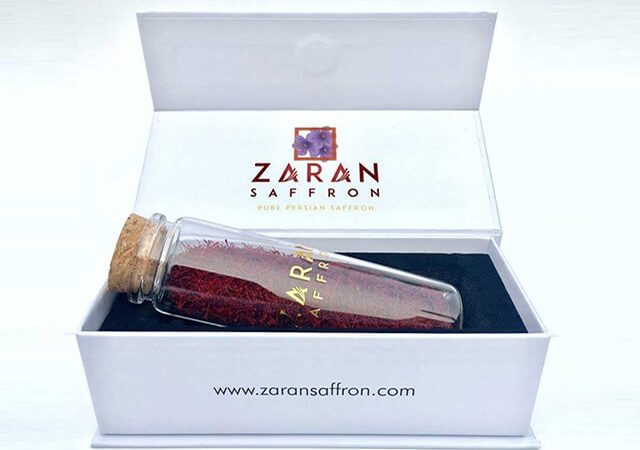 بسته بندی شیشه ای با باکس مقوایی زعفران اسپانیا | شرکت صدف پک