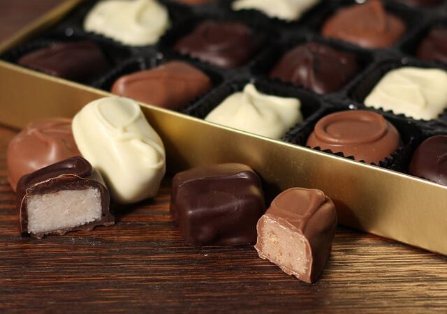 ظروف فلزی شکلات و شیرینی | شرکت صدف پک