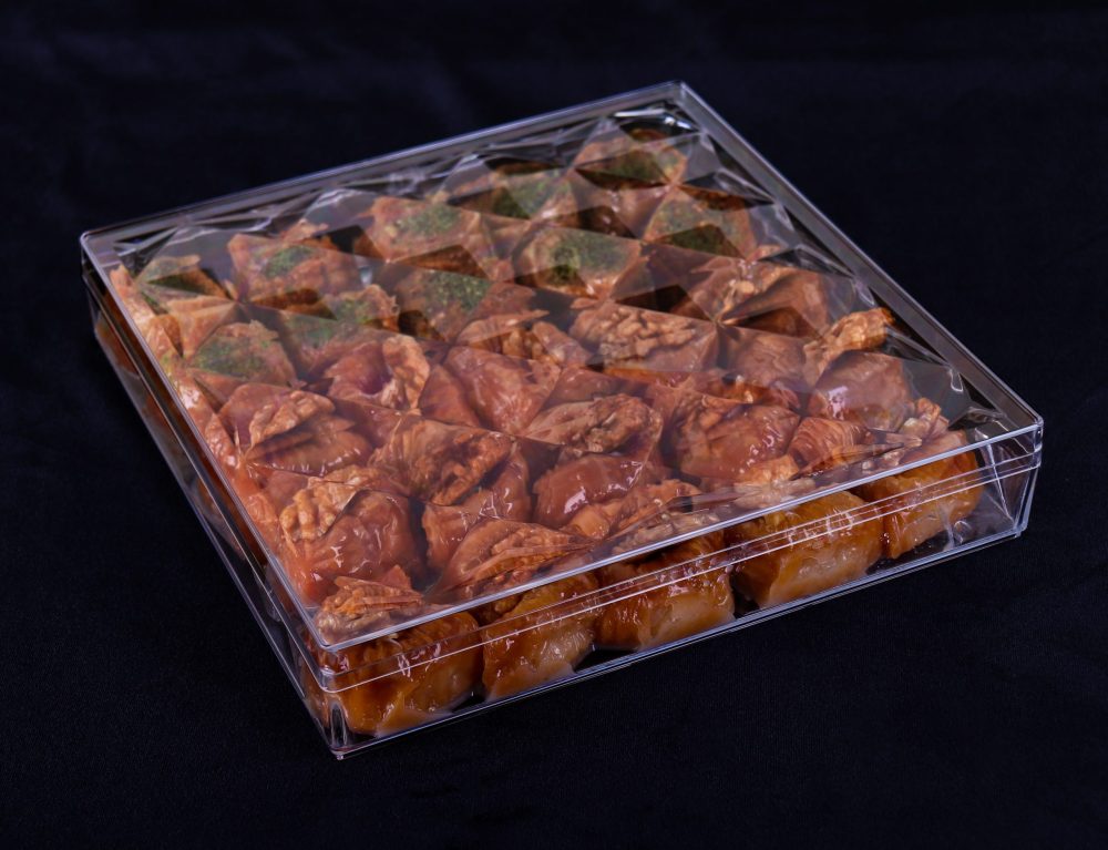 خرید قوطی مربع طرح دار در مشهد